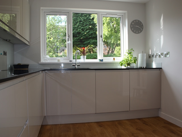 4U Joinery High Gloss Kitchen Installation, Edinburgh